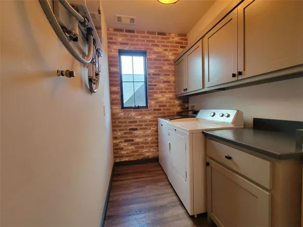 $1,800 | 550 East Main Street, Blue Ridge, GA 30513