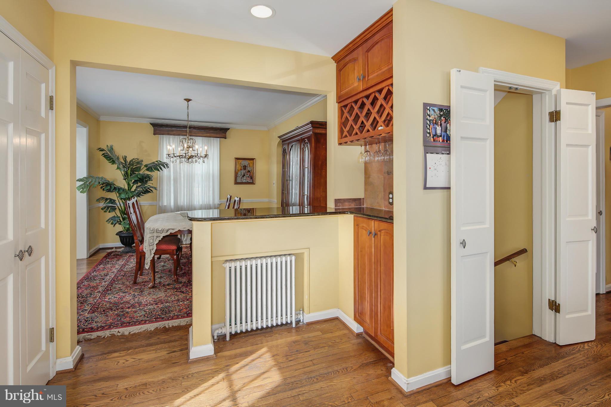 8213 Maple Ridge Road Bethesda, MD 20814 - Photo 6 of 30 Kitchen