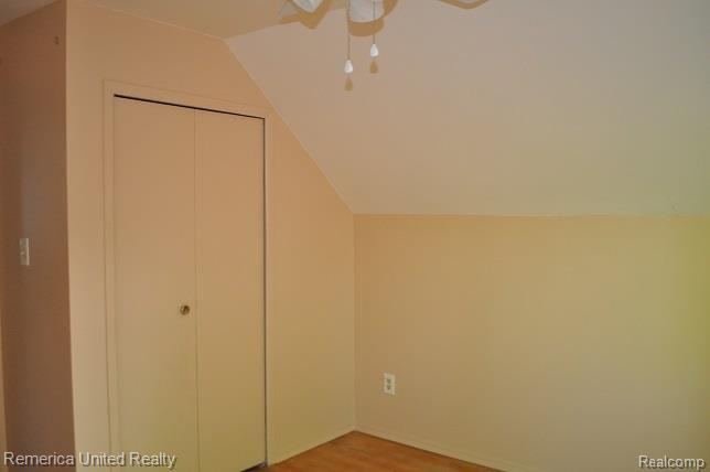 124 Exmoor Road Waterford, MI 48328 - Photo 13 of 17 Bedroom 3.jpg