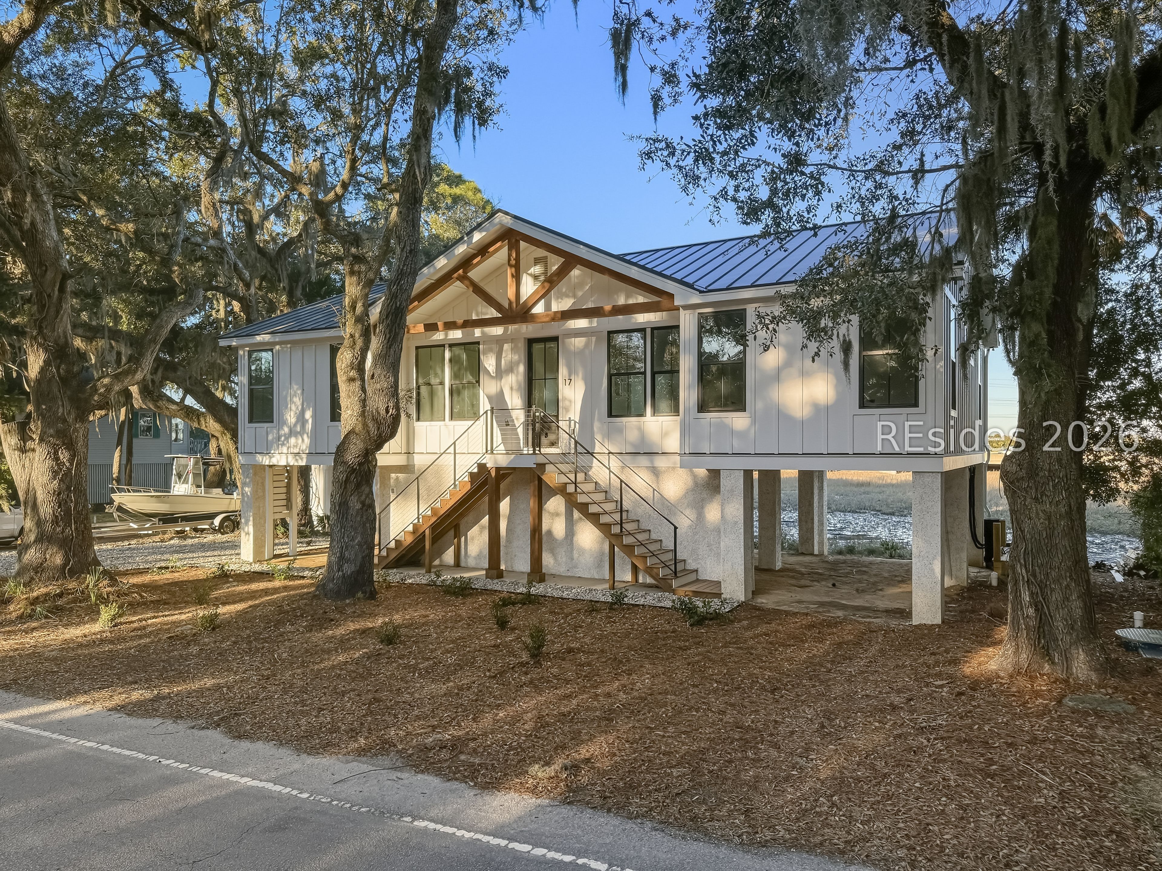 17 Fording Island Road Bluffton, SC 29910 - Photo 2 of 38