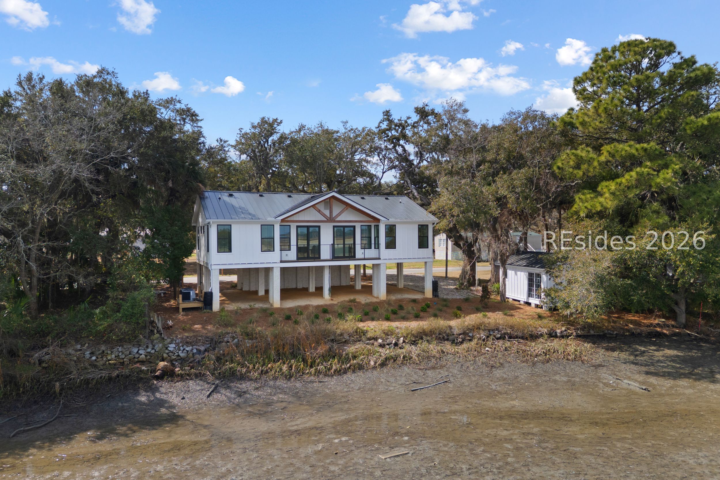17 Fording Island Road Bluffton, SC 29910 - Photo 5 of 39