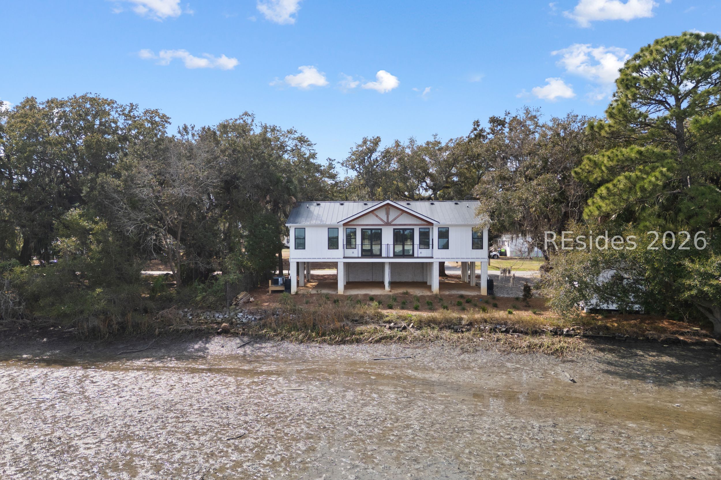 17 Fording Island Road Bluffton, SC 29910 - Photo 6 of 39