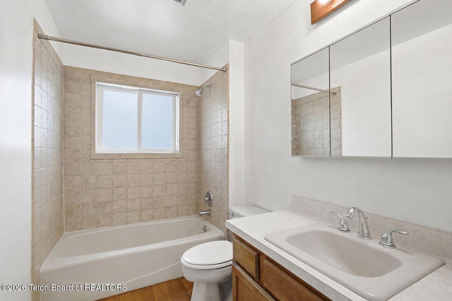 270 North Bar Y Road Jackson, WY 83001 - Photo 25 of 40 Bathroom 1