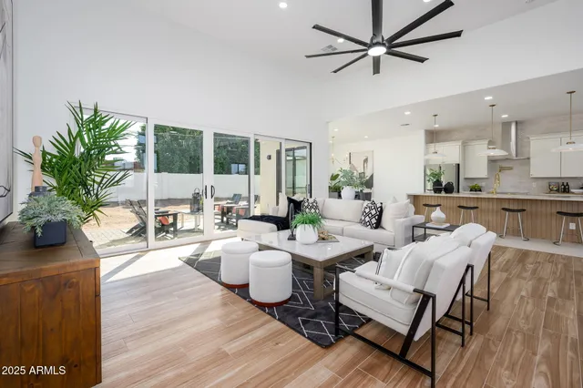 $1,450,000 | 6515 East Holiday Drive, Mesa, AZ 85215