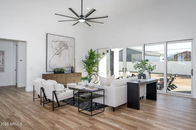 $1,450,000 | 6515 East Holiday Drive, Mesa, AZ 85215