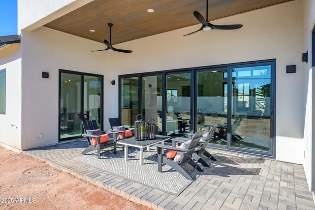 $1,450,000 | 6515 East Holiday Drive, Mesa, AZ 85215