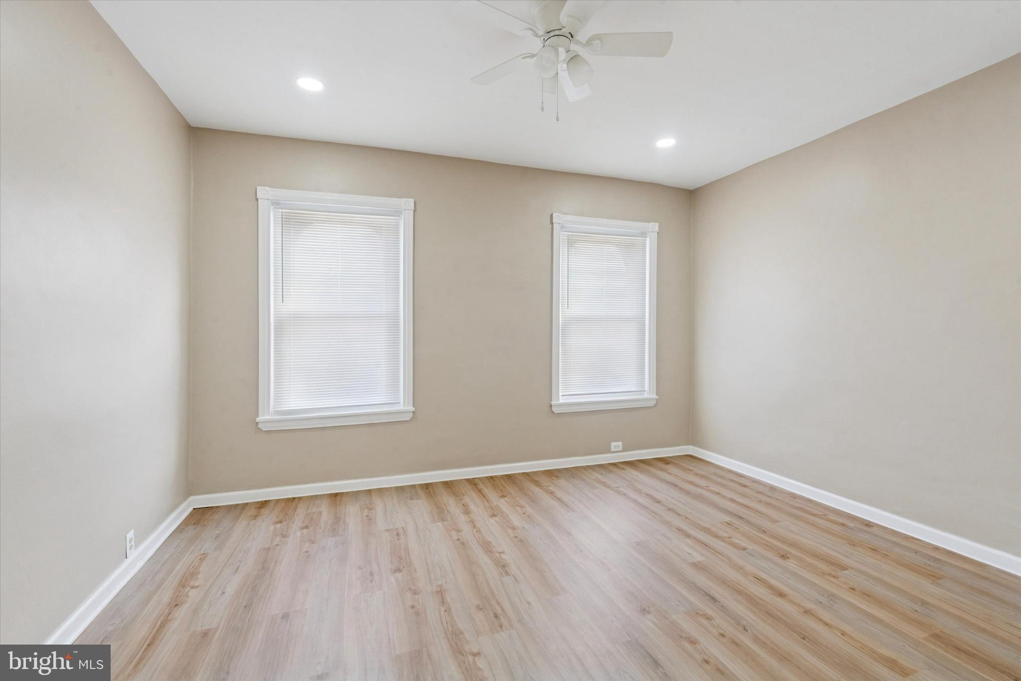 2136 South 4th Street Philadelphia, PA 19148 - Photo 13 of 15