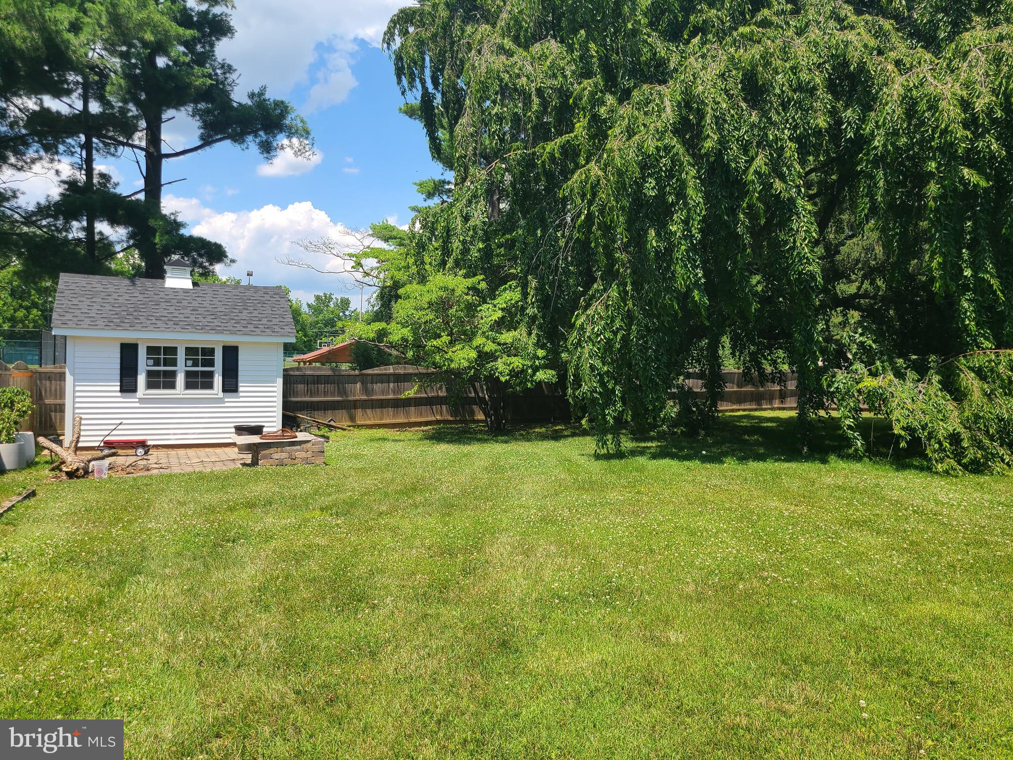 2105 Hemlock Road Norristown, PA 19403 - Photo 66 of 75 Yard with shade tree