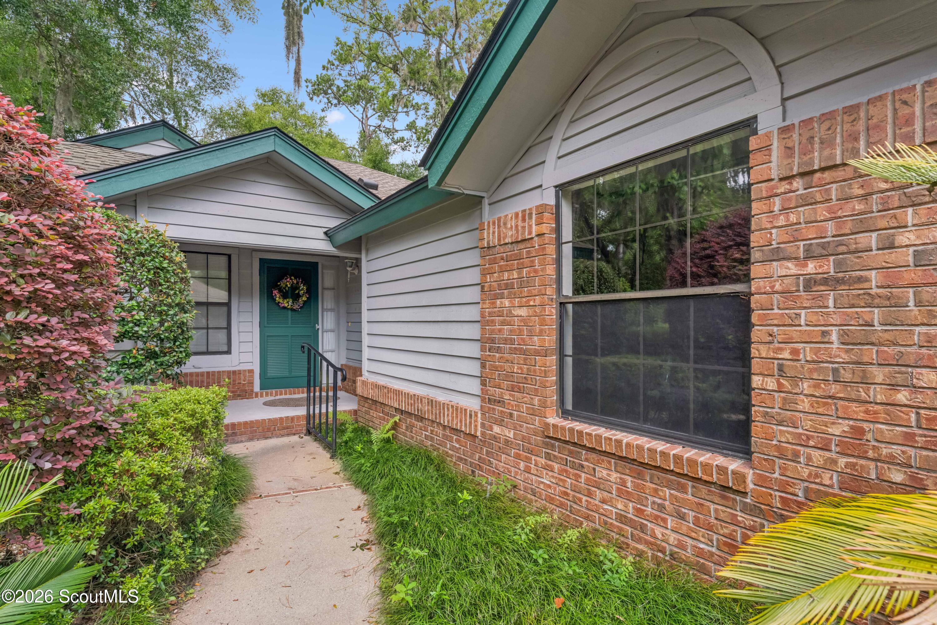 22 Bay Tree Court West St. Simons Island, GA 31522 - Photo 3 of 29 DSC08296