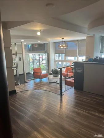 $800 | 210 North 17th Street, Unit 808, St. Louis, MO 63103