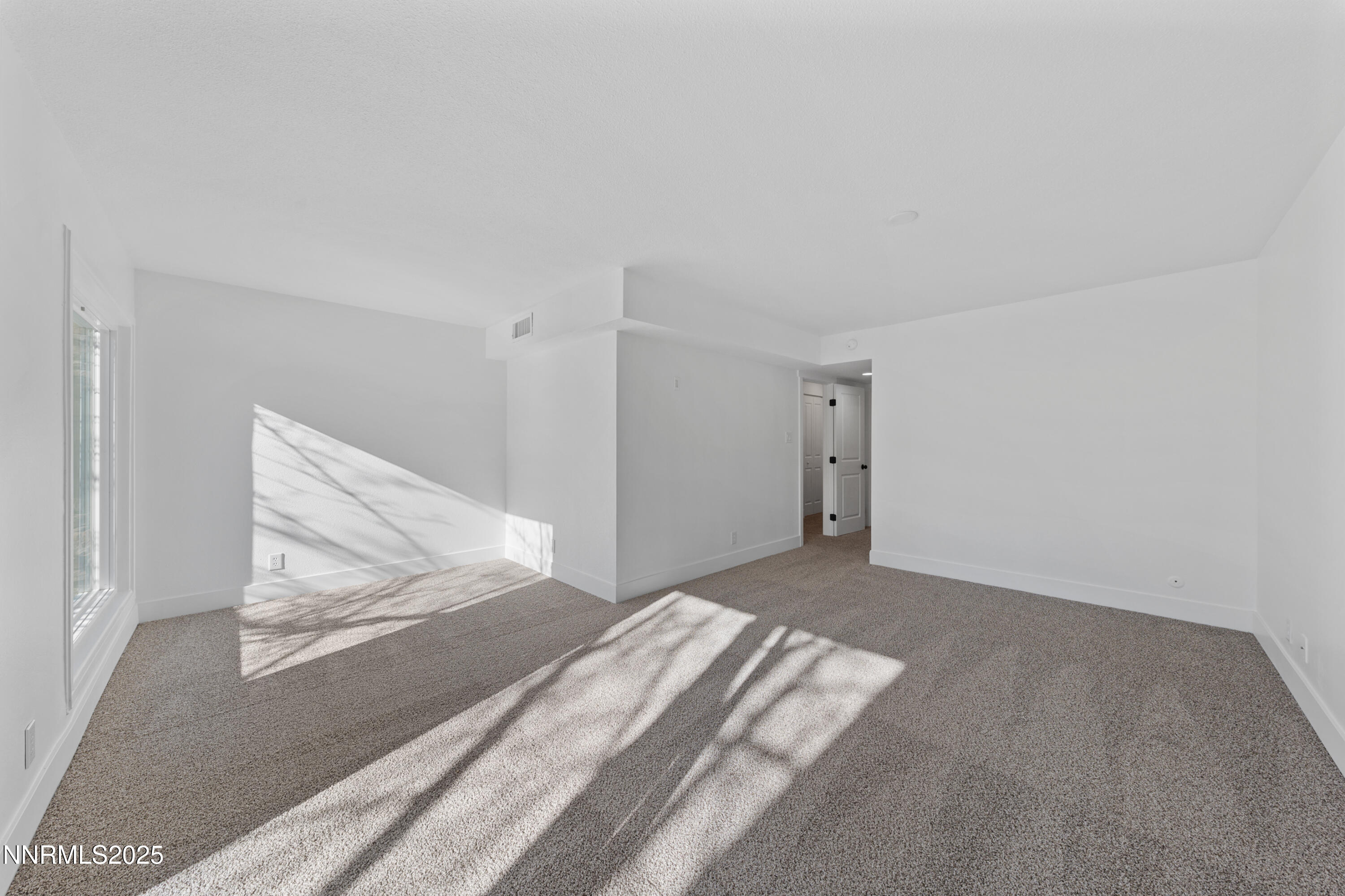1340 Jones Street Reno, NV 89503 - Photo 31 of 58 a view of a big room with closet and windows