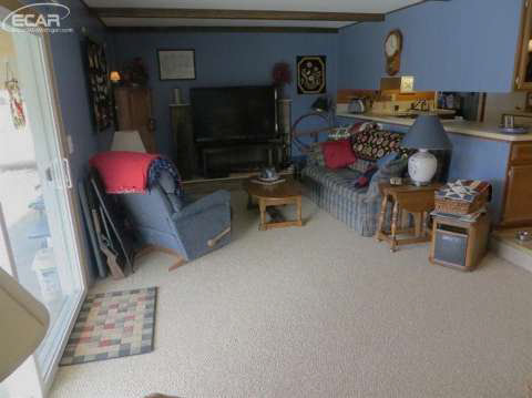 10127 North Center Road Clio, MI 48420 - Photo 6 of 21 20432918-5.JPG