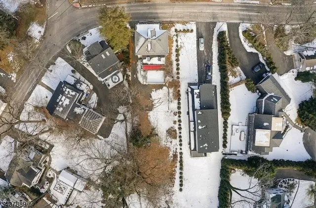 a view of a hallway with entryway
