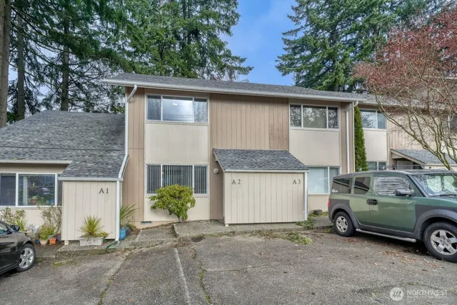 $250,000 | 2300 9th Avenue Southwest, Unit A2, Olympia, WA 98502