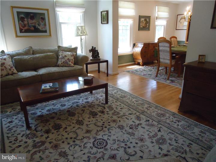 1019 Rymill Run Cherry Hill, NJ 08003 - Photo 2 of 17 Gallery Image 2