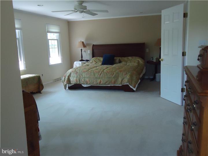 1019 Rymill Run Cherry Hill, NJ 08003 - Photo 11 of 17 Gallery Image 11
