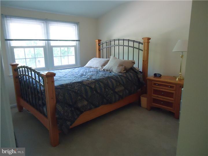 1019 Rymill Run Cherry Hill, NJ 08003 - Photo 14 of 17 Gallery Image 14