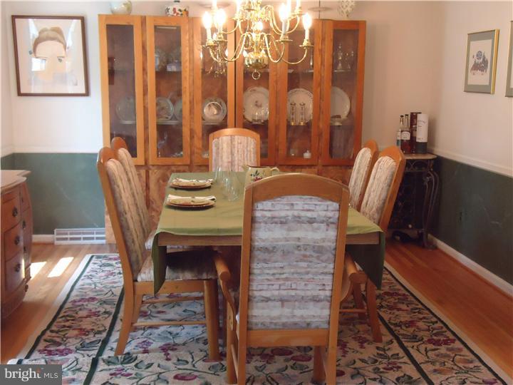 1019 Rymill Run Cherry Hill, NJ 08003 - Photo 3 of 17 Gallery Image 3