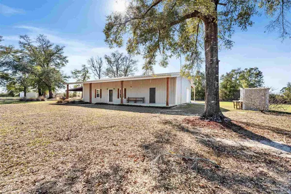 $390,000 | 7020 Southwest Capt Lynn Road, Wewahitchka, FL 32449