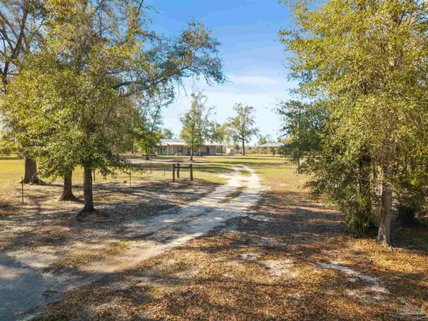 $390,000 | 7020 Southwest Capt Lynn Road, Wewahitchka, FL 32449