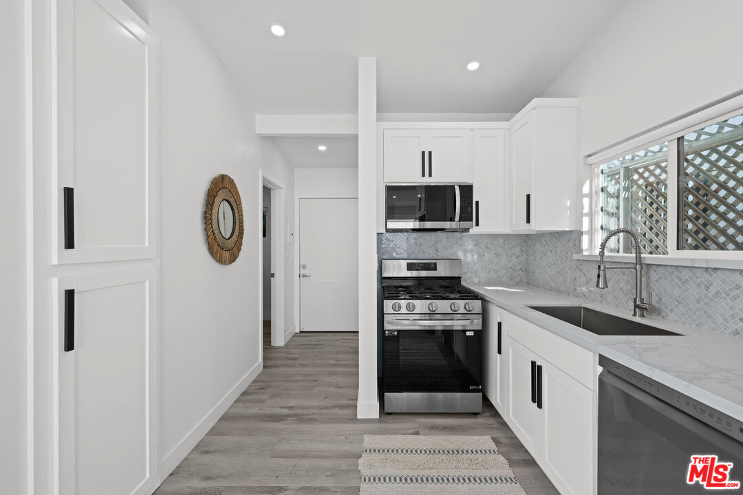 25154 Malibu Road, Unit 2 Malibu, CA 90265 - Photo 7 of 34