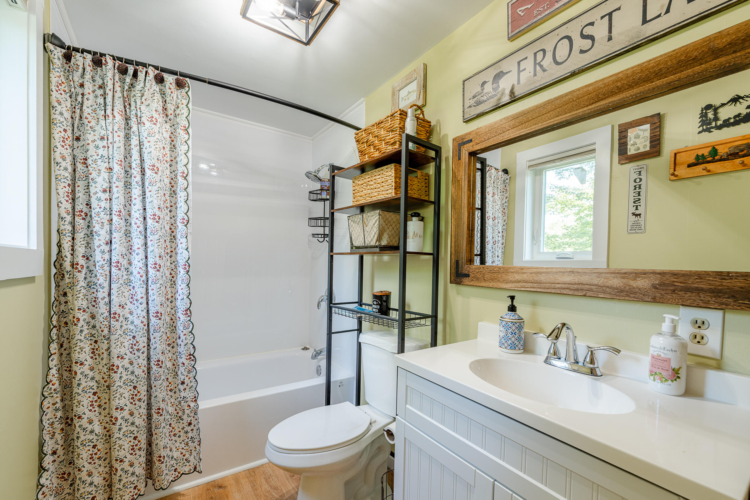 63 Nash Road Windham, ME 04062 - Photo 37 of 55 63 nash rd-074