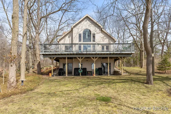 $599,900 | 4066 Lake Drive, Allegan, MI 49010
