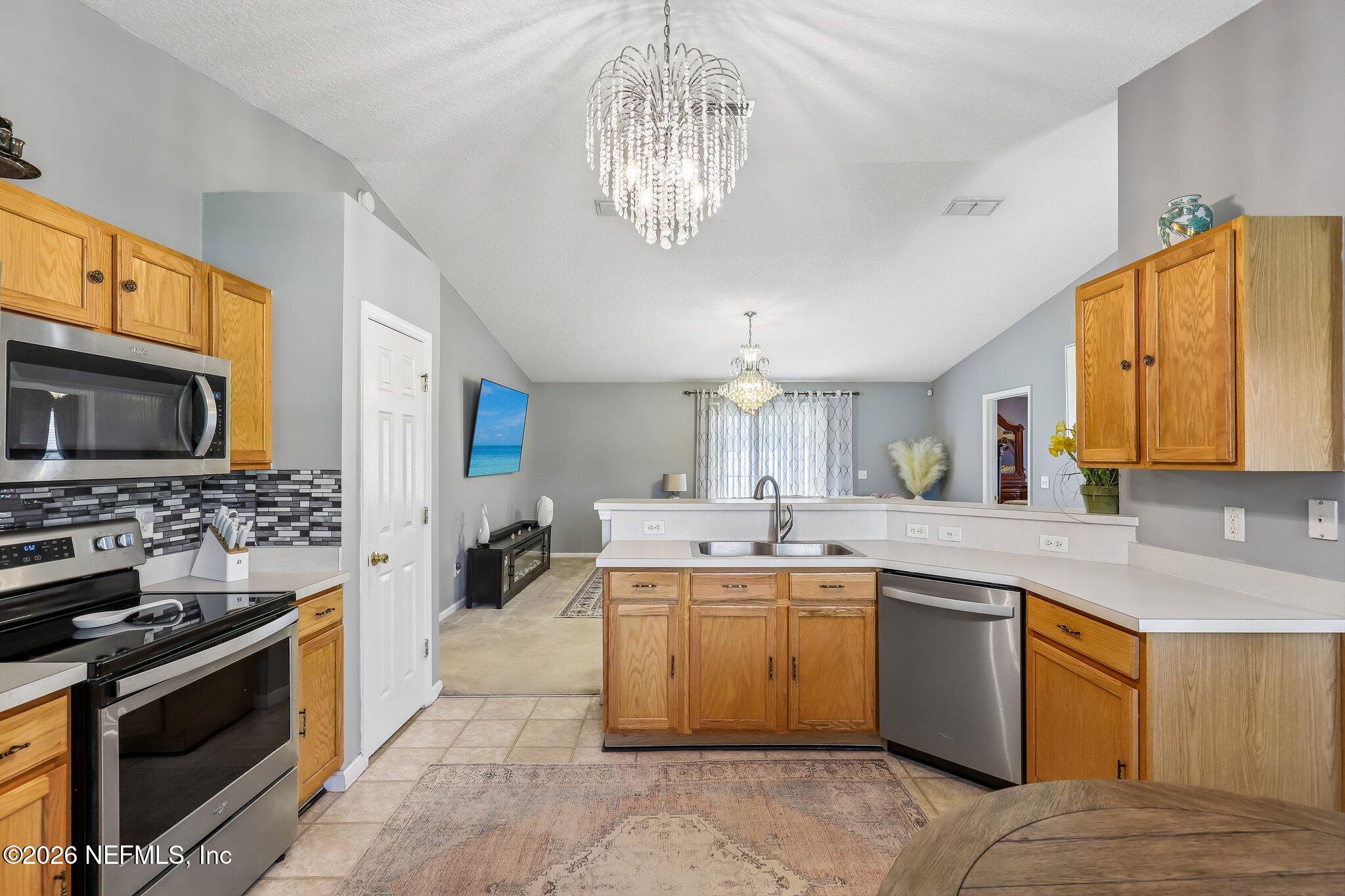 11541 Saints Road Jacksonville, FL 32246 - Photo 13 of 29 Kitchen