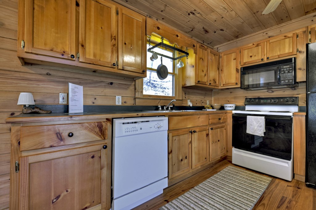 142 Arrow Ridge Road McCaysville, GA 30555 - Photo 11 of 45