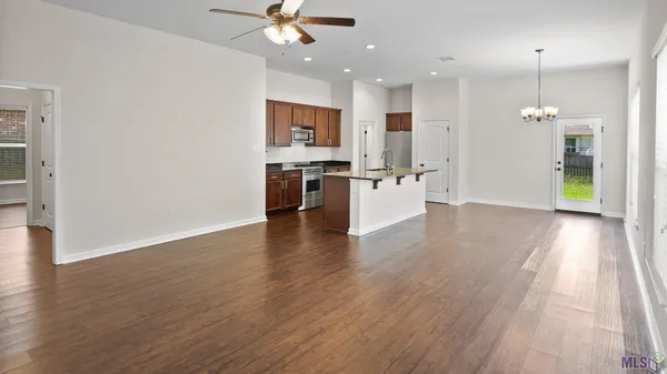 $2,900 | 1045 Gentle Wind Drive, Baton Rouge, LA 70820