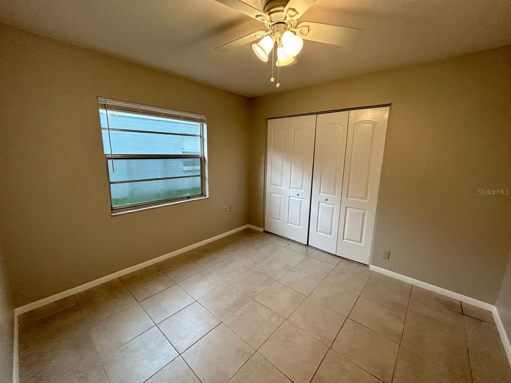 1042 Axlewood Circle Brandon, FL 33511 - Photo 20 of 27