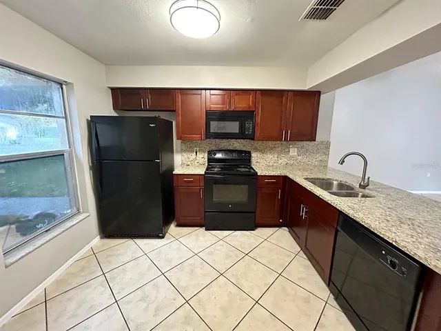 $2,098 | 1042 Axlewood Circle, Brandon, FL 33511