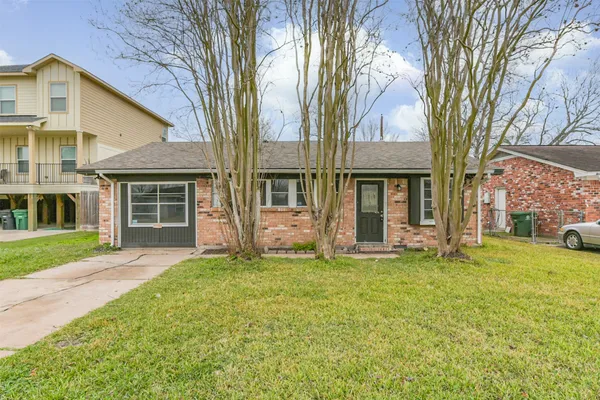 $1,500 | 2718 Summertime Drive, Houston, TX 77045