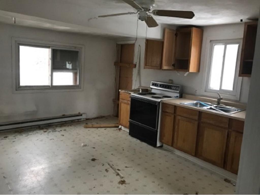 218 South Loder Avenue Endicott, NY 13760 - Photo 9 of 14
