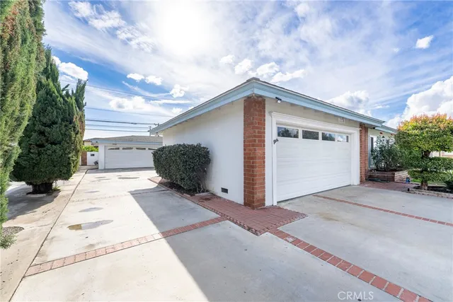 $1,390,000 | 11782 Azalea Avenue, Fountain Valley, CA 92708