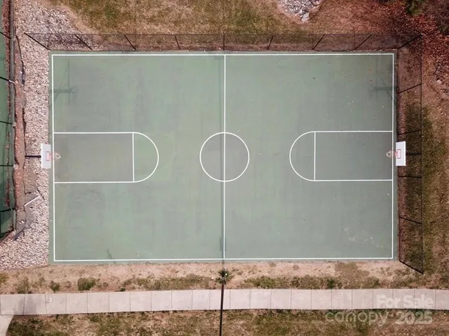 a picture of a table and chairs in the patio
