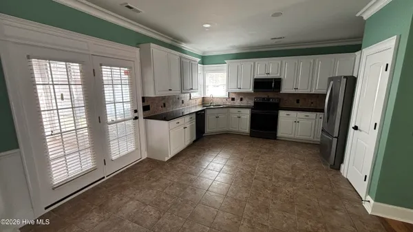 $2,900 | 3948 Ashcroft Drive, Winterville, NC 28590