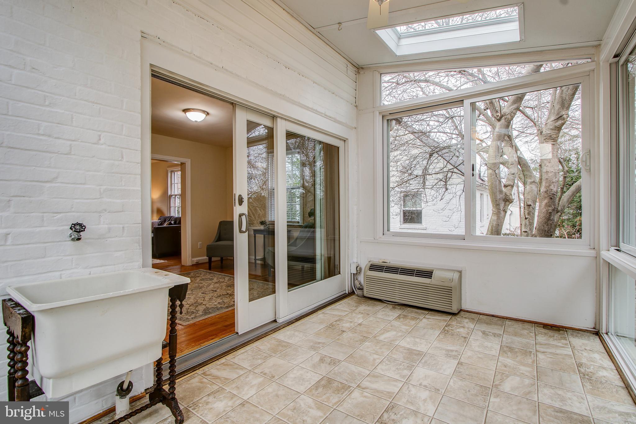 9307 Walden Road Silver Spring, MD 20901 - Photo 19 of 35 Gallery Image 19