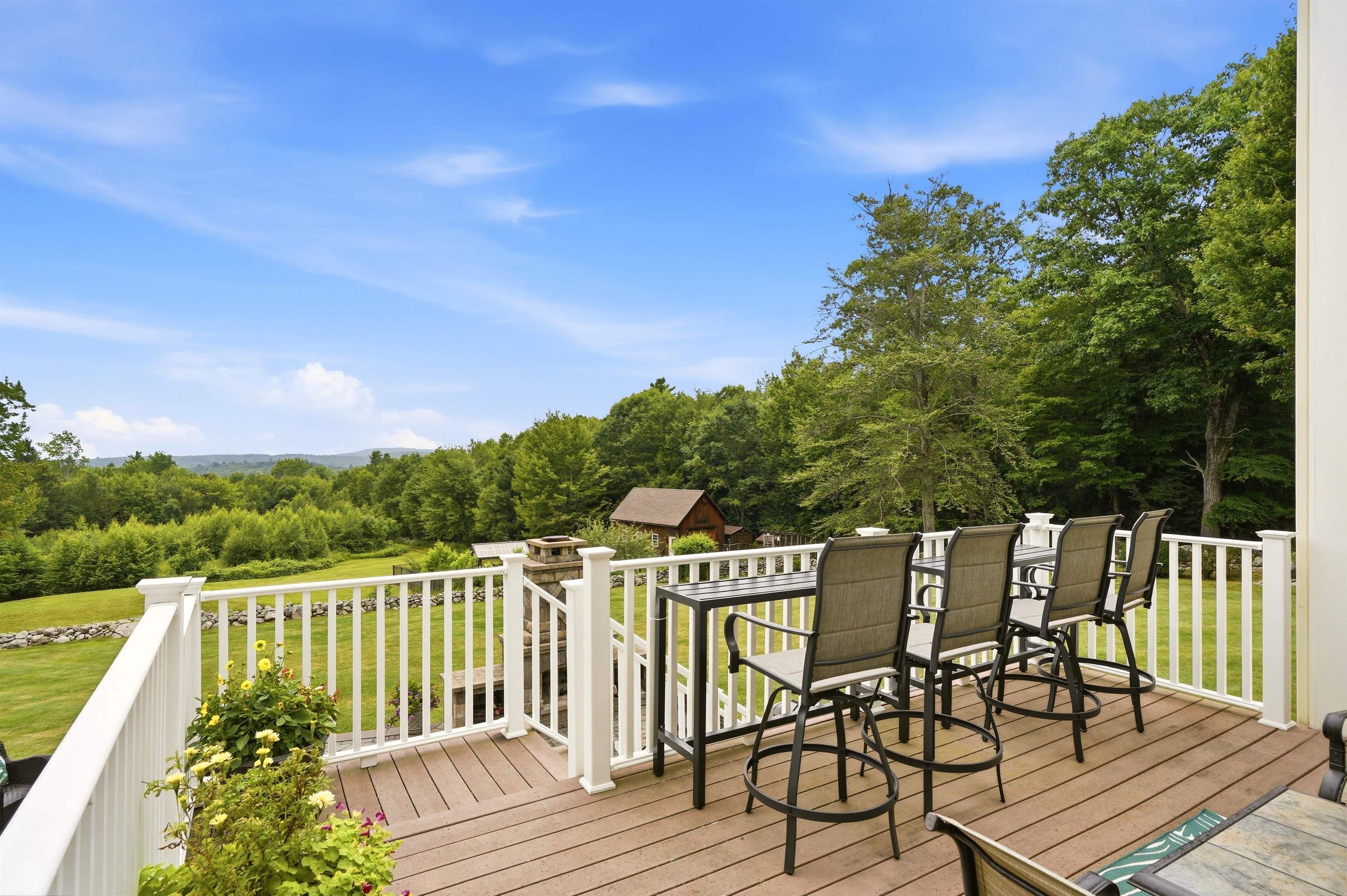 202 S Road Deerfield, NH 03037 - Photo 35 of 49