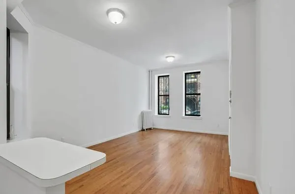 $4,000 | 170 East 91st Street, Unit 1W | Upper East Side