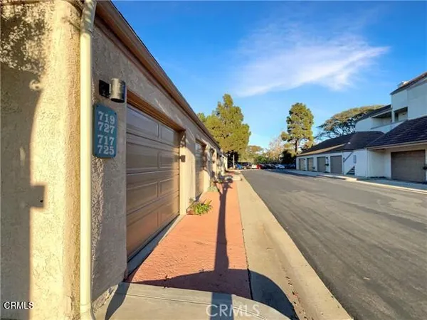 $3,450 | 717 Island View Circle, Port Hueneme, CA 93041