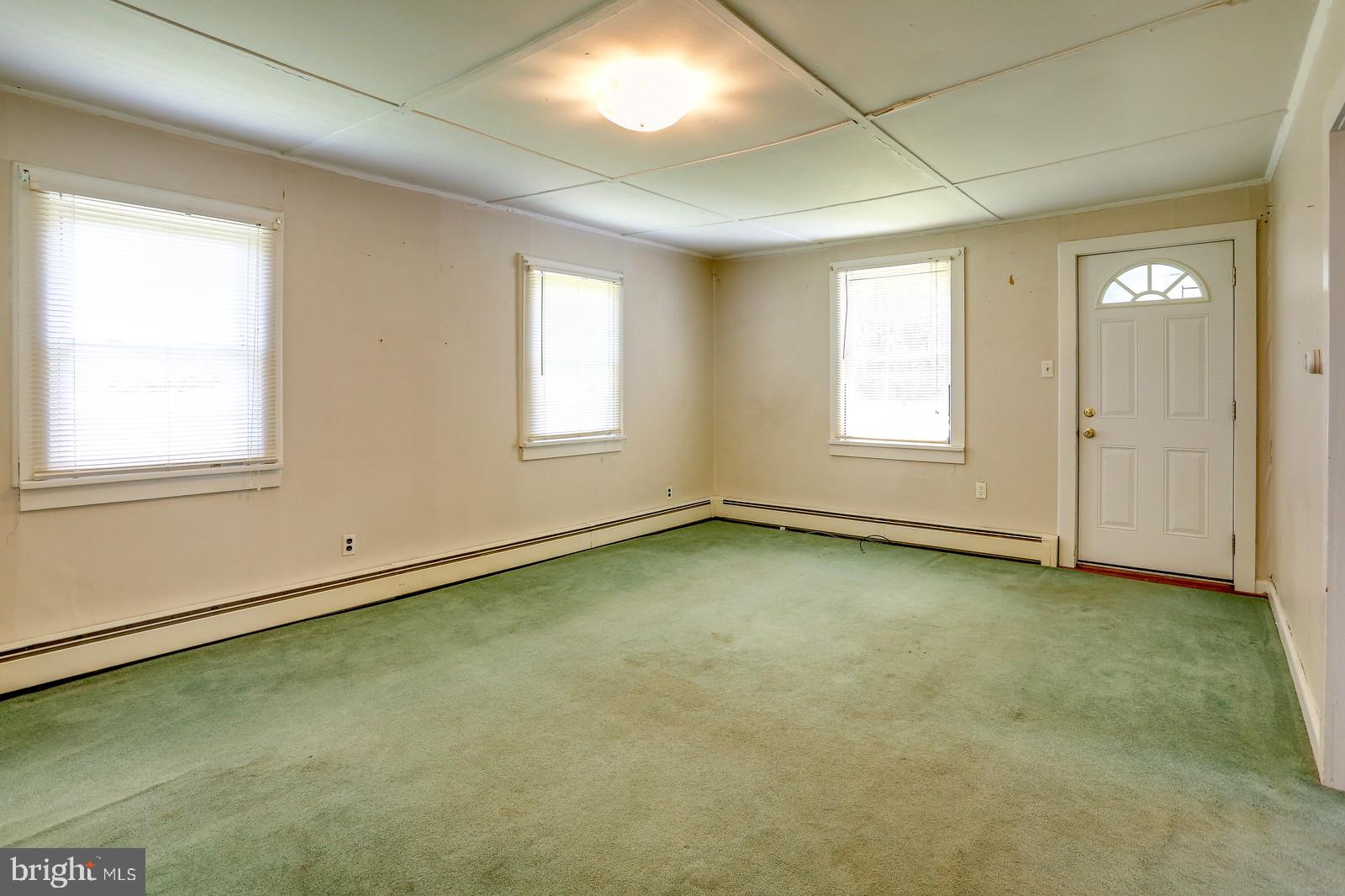 308 East Millstream Road Cream Ridge, NJ 08514 - Photo 27 of 46