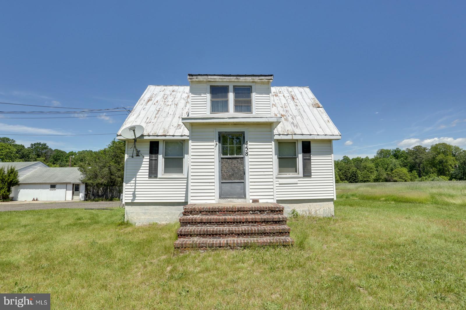 308 East Millstream Road Cream Ridge, NJ 08514 - Photo 32 of 46