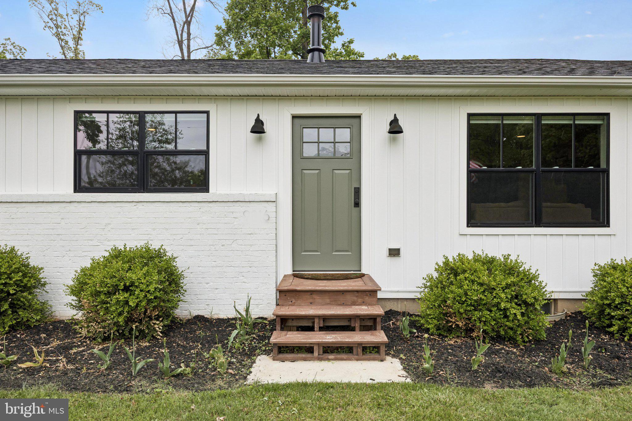 9816 Fairlee Road Chestertown, MD 21620 - Photo 5 of 48 Welcome home.