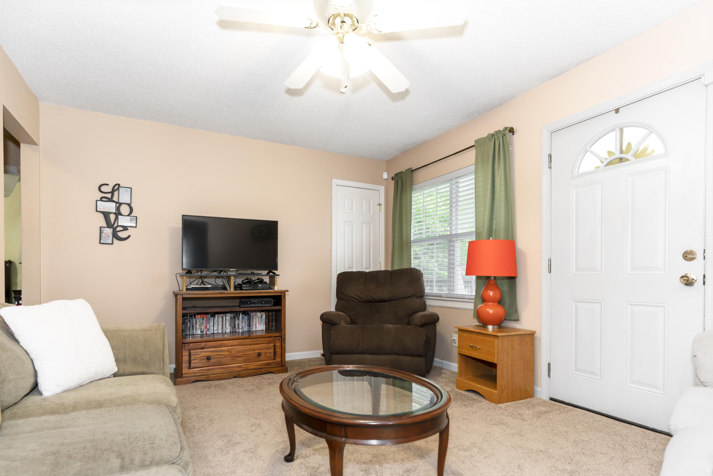 1856 Prigmore Road Chattanooga, TN 37412 - Photo 3 of 11 den2