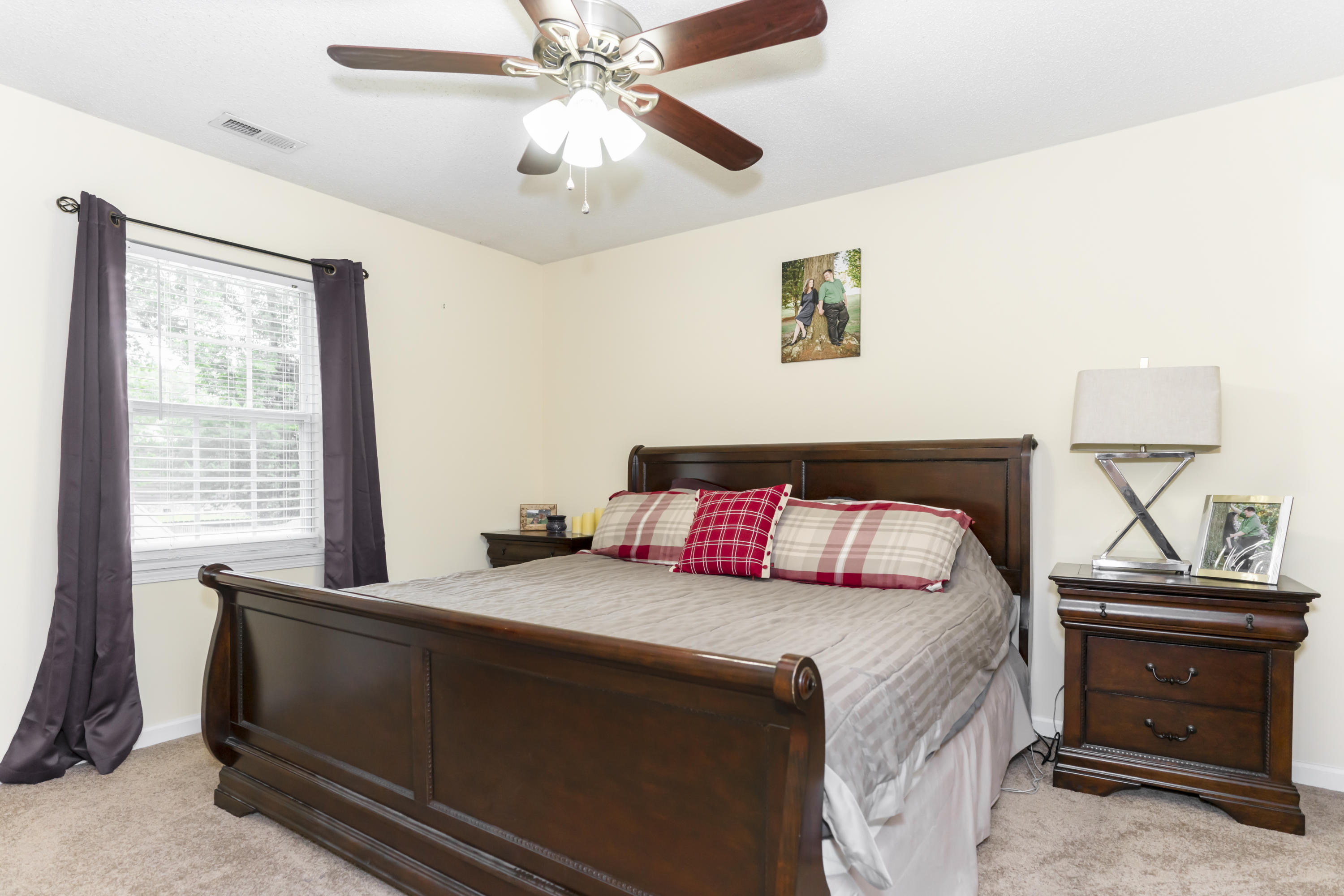 1856 Prigmore Road Chattanooga, TN 37412 - Photo 6 of 11 children's bedroom
