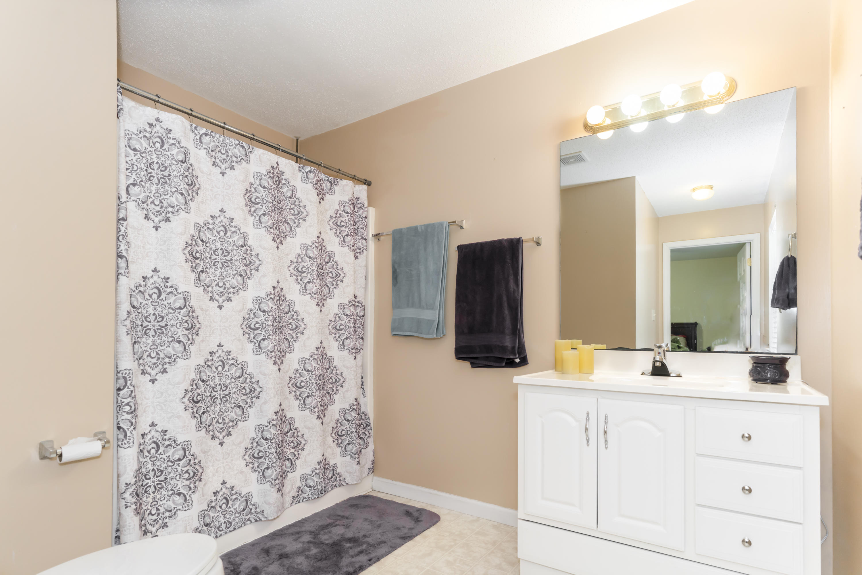 1856 Prigmore Road Chattanooga, TN 37412 - Photo 8 of 11 master bedroom