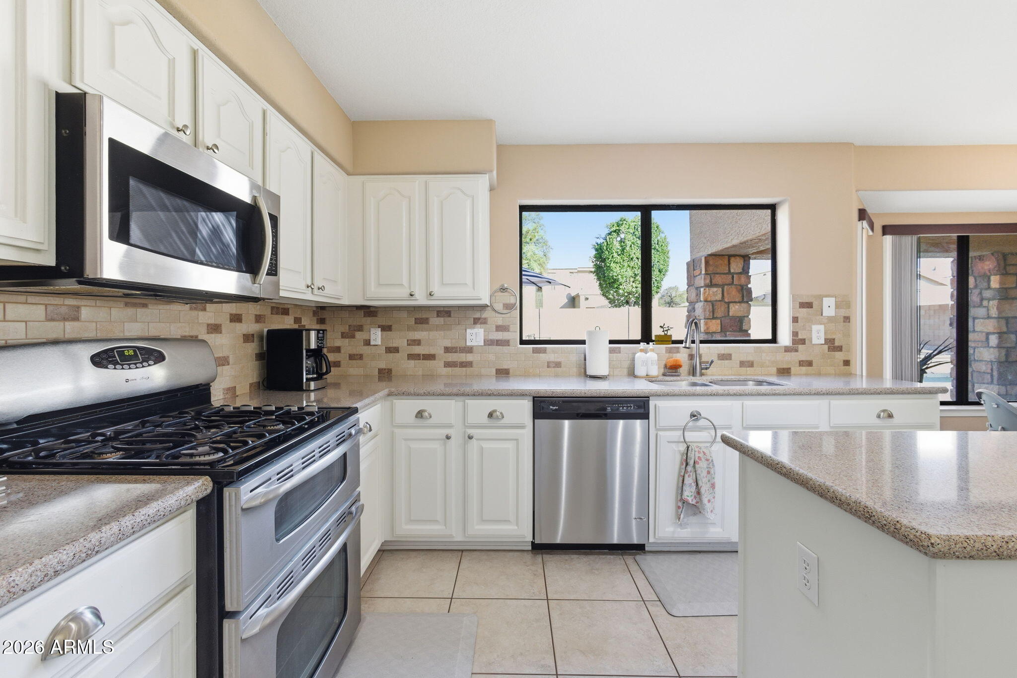 5428 West Wagoner Road Glendale, AZ 85308 - Photo 11 of 35 11-web-or-mls-389A1457 Ruben Ortiz