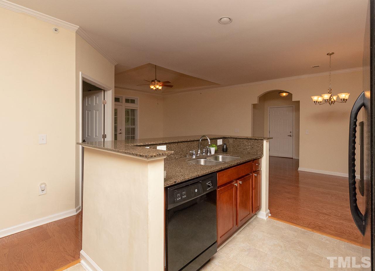 533 Weather Ridge Lane, Unit 533 Cary, NC 27513 - Photo 9 of 25 Gallery Image 9