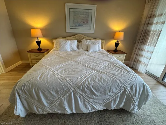 $6,200 | 15 Bluebill Avenue, Unit 1006, Naples, FL 34108